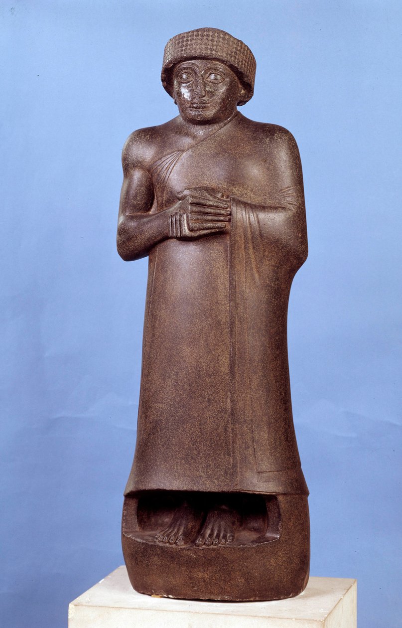 Mesopotamia: statue in diorite without inscription of Gudea, governor of the city of Lagash. About 2150 BC. Neo-Sumerian period (ca. 2150-2000 BC). Dim. 1,07x1,36 m. Paris, Louvre Museum 作者 美索不达米亚