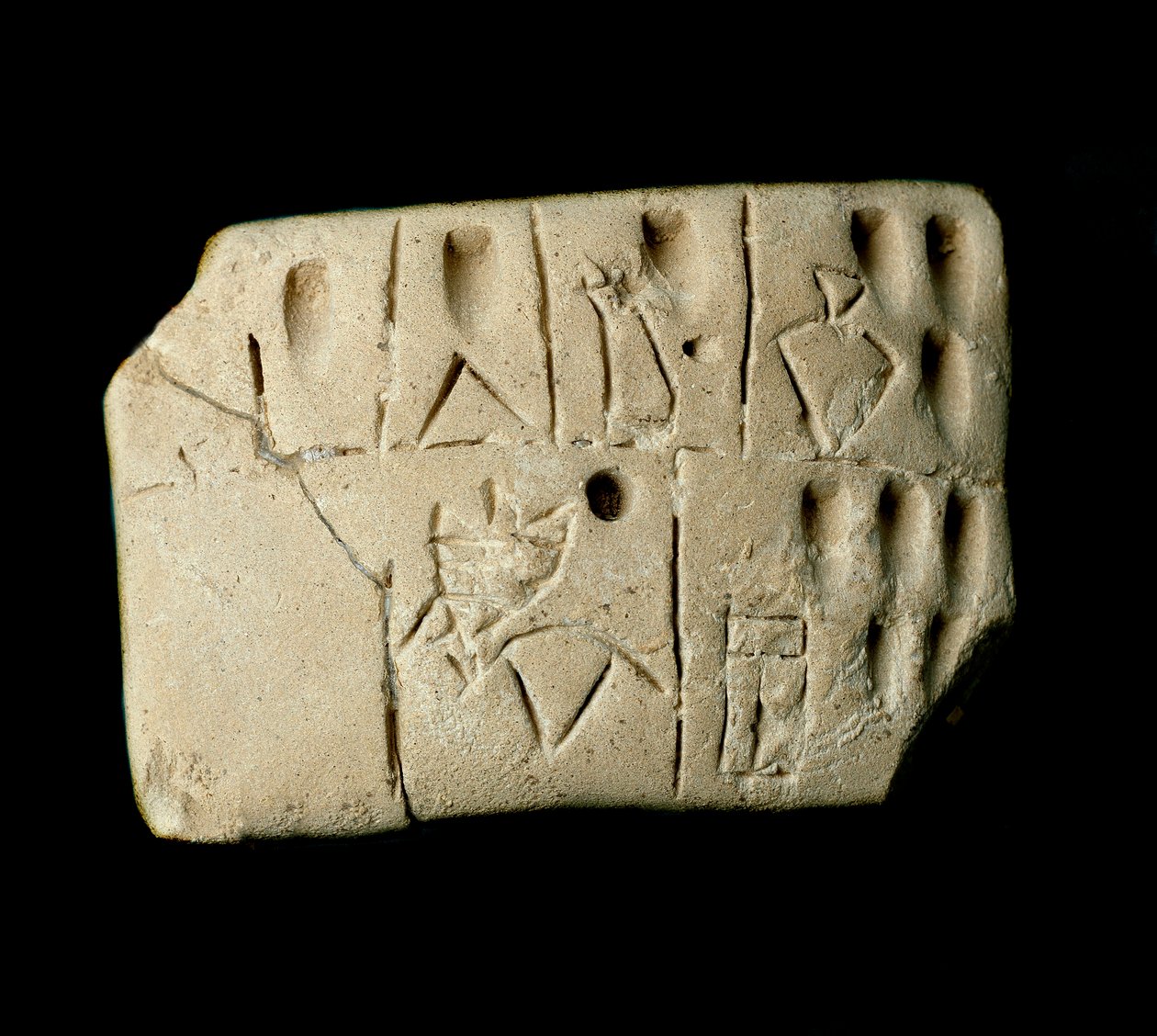 Mesopotamie: tablet of clay accounts in cuneiform writing. From the temple of Eanna dedicated to the goddess Inanna (Equivalent of Ishtar among the Sumerians) to Uruk (or Uruk). 3200 BC. Dim. 6,4x4,7 cm musee iraqi, Baghdad - Mesopotamia: accounts clay tab 作者 美索不达米亚学校