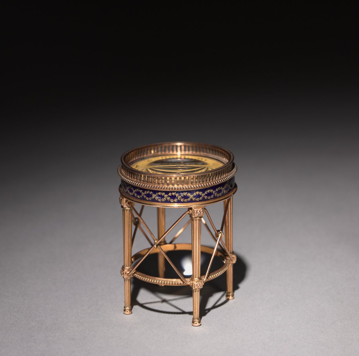 罗盘（Peter CarlFabergé） 作者 迈克尔·埃夫兰皮耶维奇·佩尔金