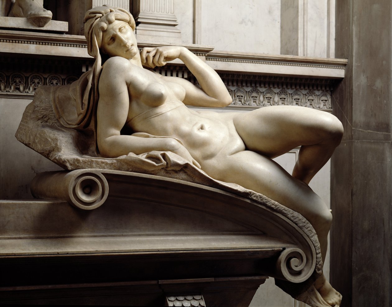 Lorenzo de Medici墓1449-92黎明细节，1520-24大理石 作者 米开朗基罗（Michelangelo Buonarroti）