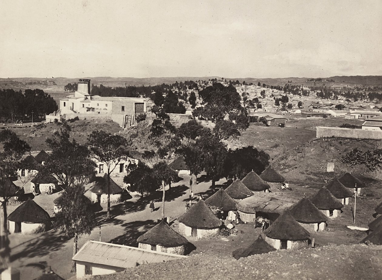 在法西斯时代建立一个帝国：阿斯马拉的土著区，1936年5月9日（黑白照片）。 作者 莫迪斯蒂诺·巴尔迪内蒂