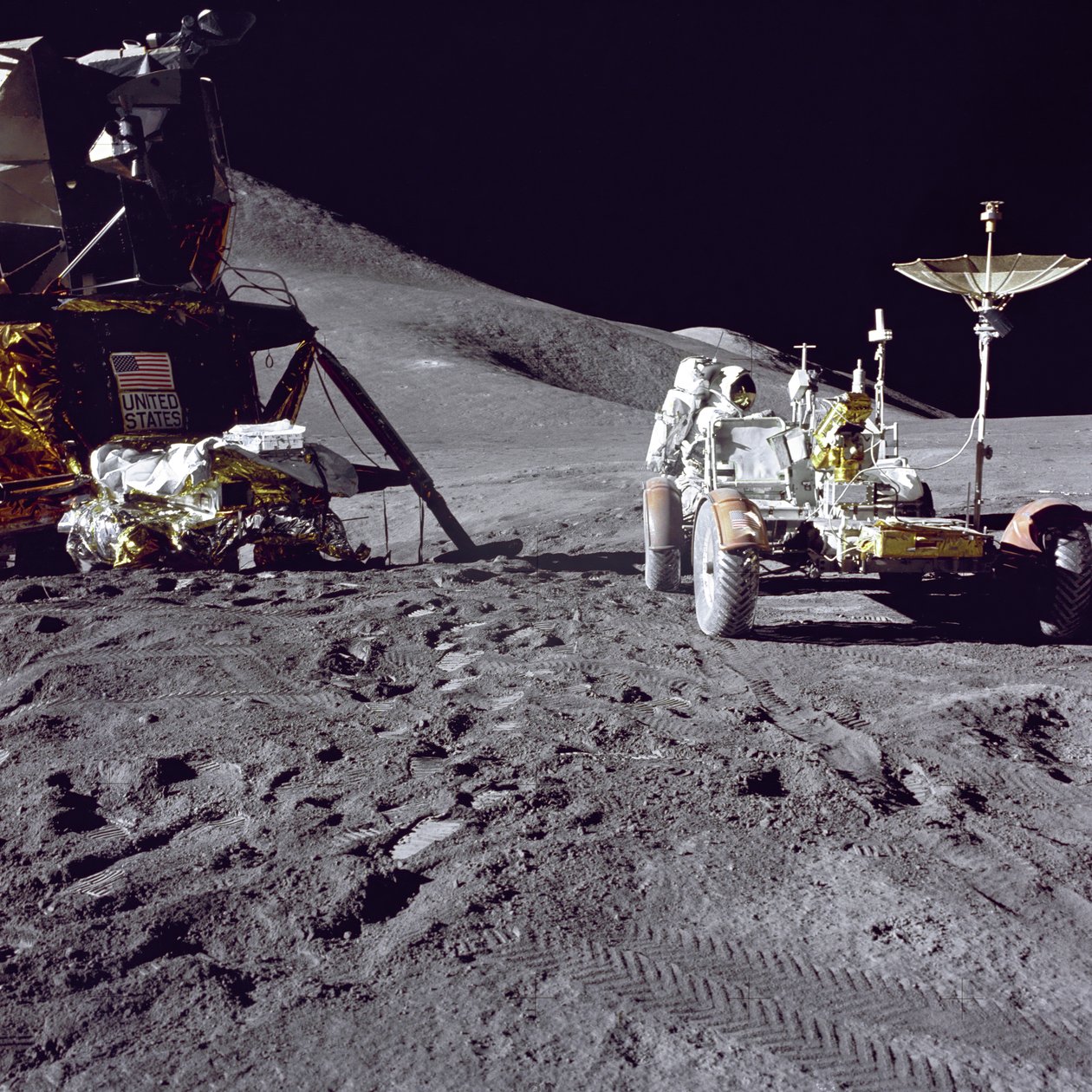 阿波罗15号--美国宇航局，1971年。 作者 NASA图片