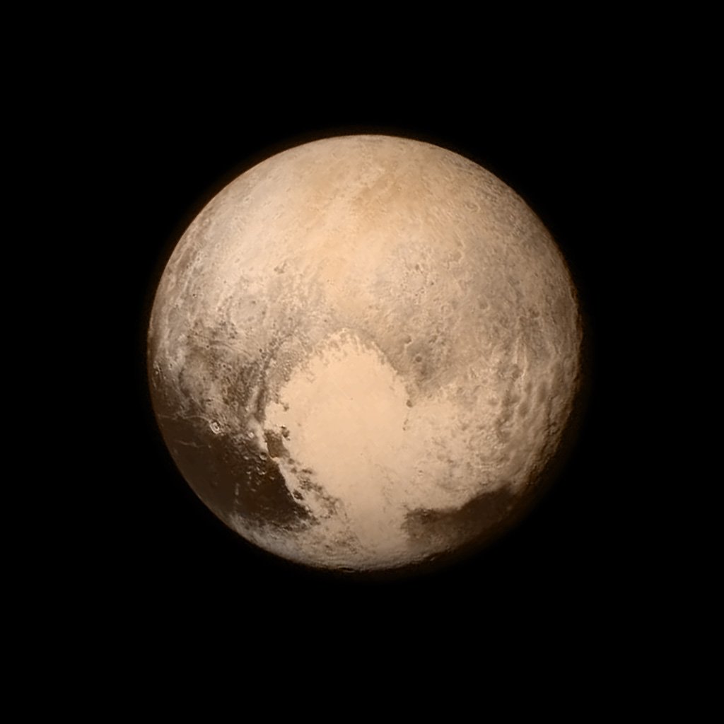 从新视野号航天器看到的冥王星，2015年。   作者 NASA图片