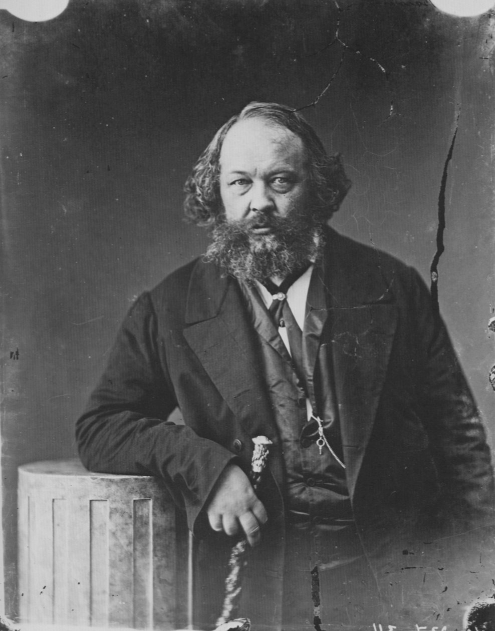 米哈伊尔-巴枯宁，俄罗斯革命家和无政府主义理论家，约1863年 作者 纳达尔