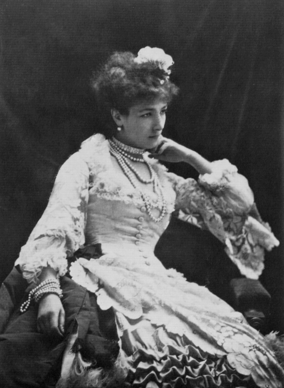 法国女演员莎拉·伯恩哈特（Sarah Bernhardt），c1865 作者 纳达尔