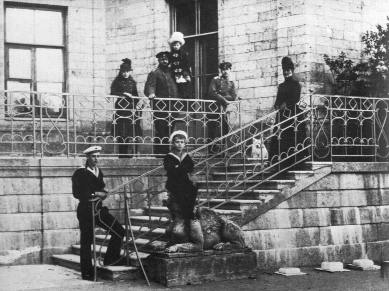 俄罗斯沙皇亚历山大三世及其家人，c1886年 作者 纳达尔