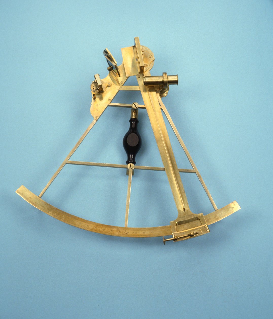 六分仪，1780（黄铜） 作者 奈恩和布朗特