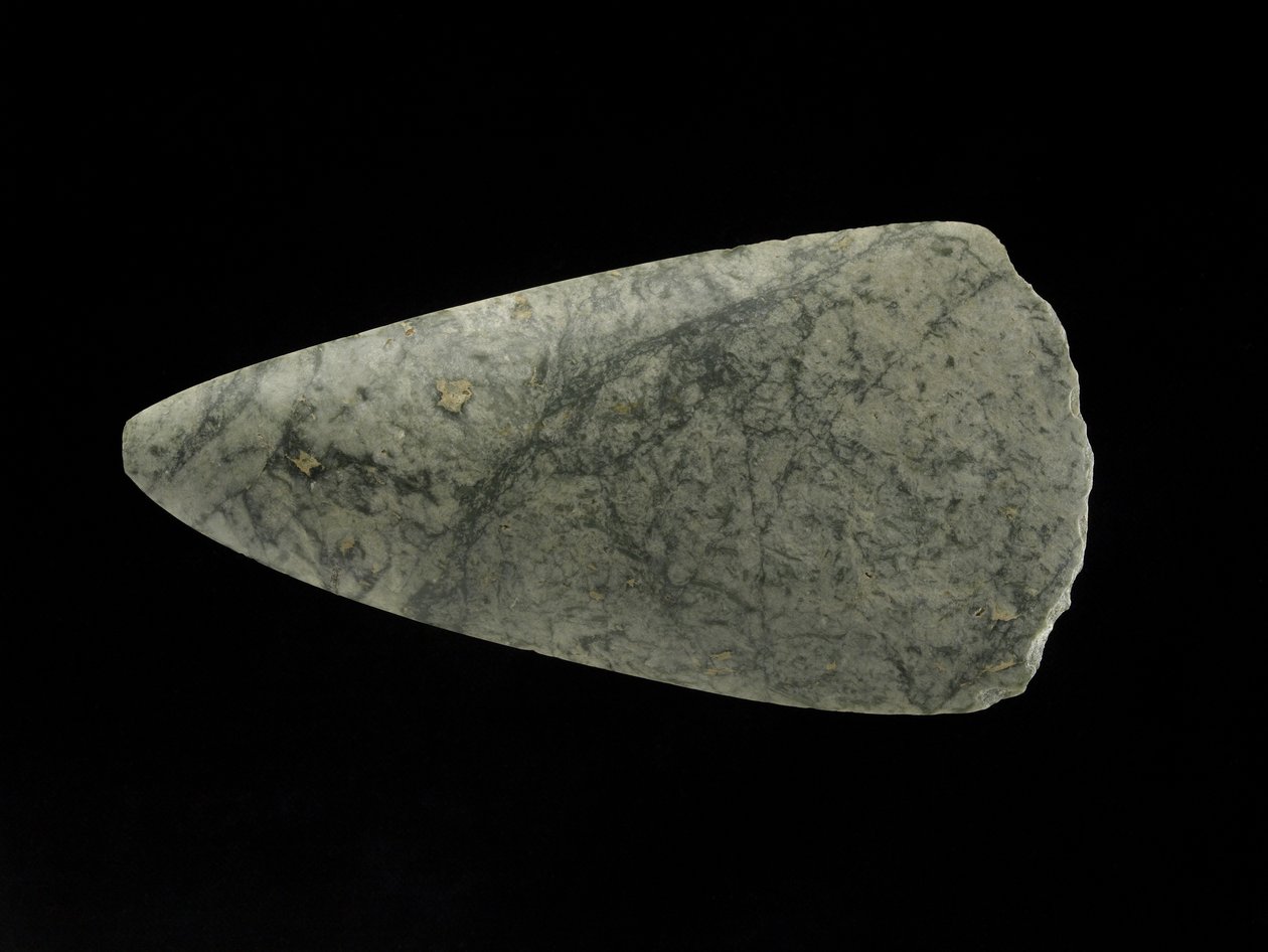 翡翠斧，新石器时代（中欧），c.5500-c.1800 BC（翡翠） 作者 新石器时代