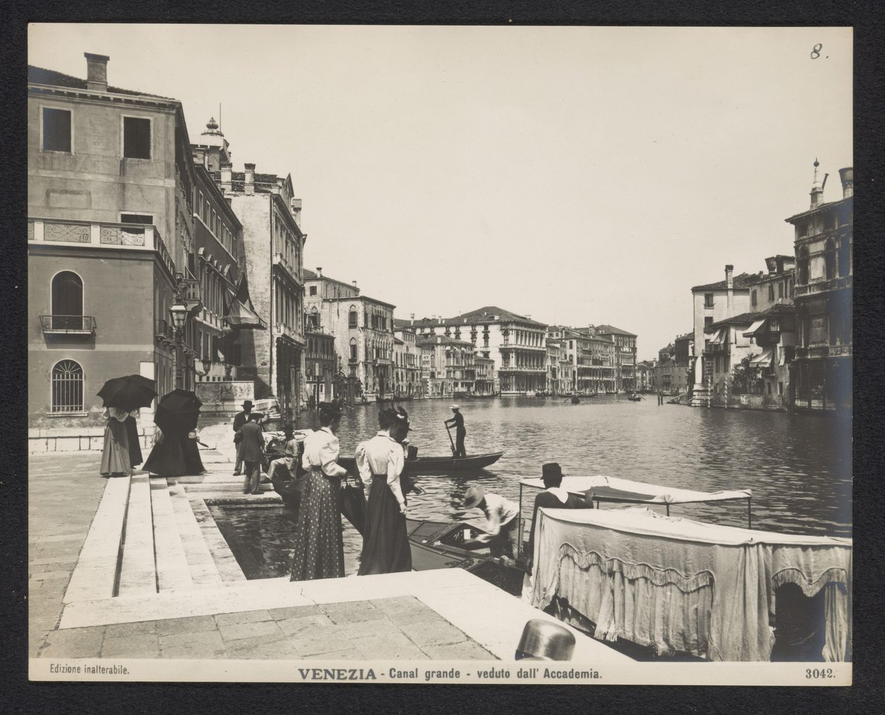 威尼斯大运河景观
Venezia - Canal grande - veduto dall