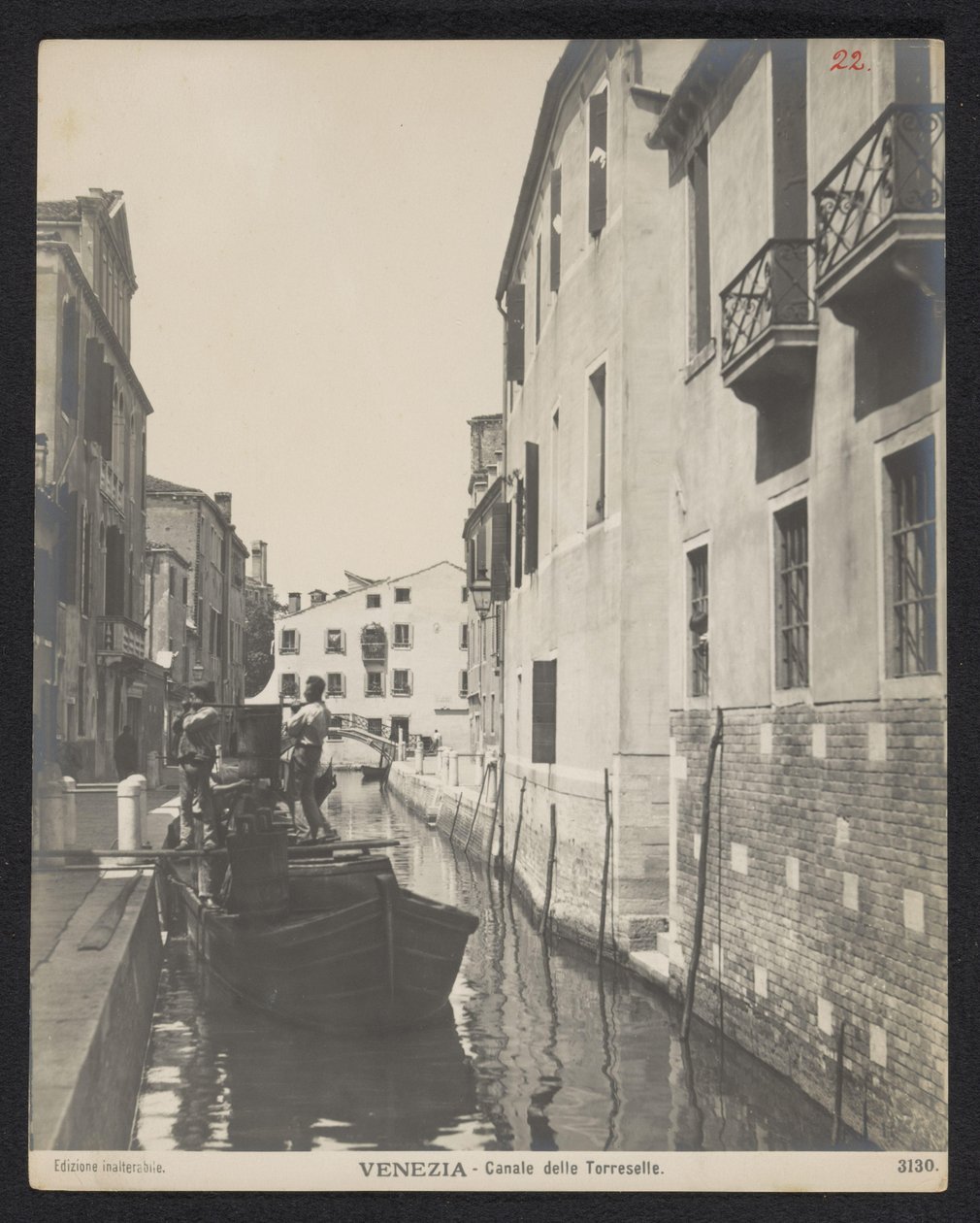 威尼斯托雷塞尔河畔景观
威尼斯 - Canale delle Torreselle（物体上的标题） 作者 新摄影协会