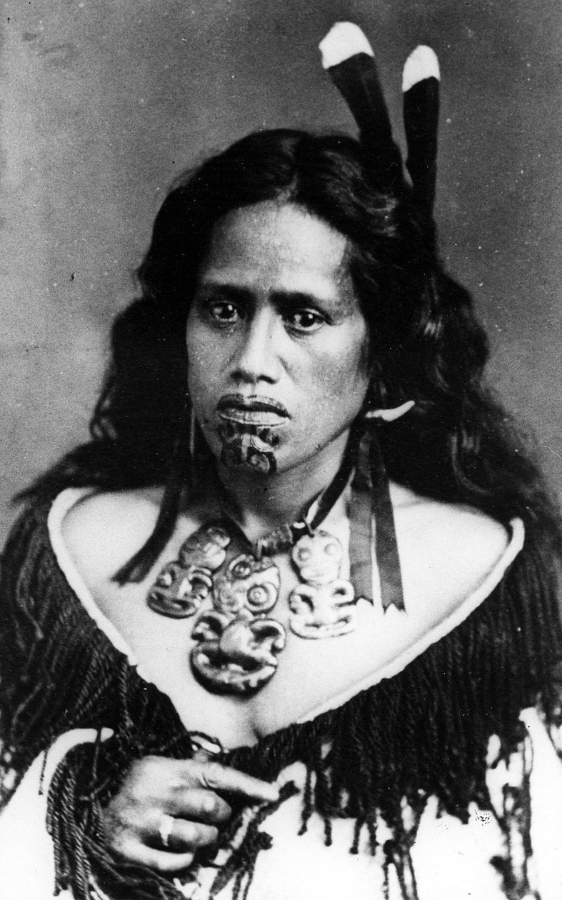 毛利妇女的肖像，1880年之前 作者 新西兰摄影师