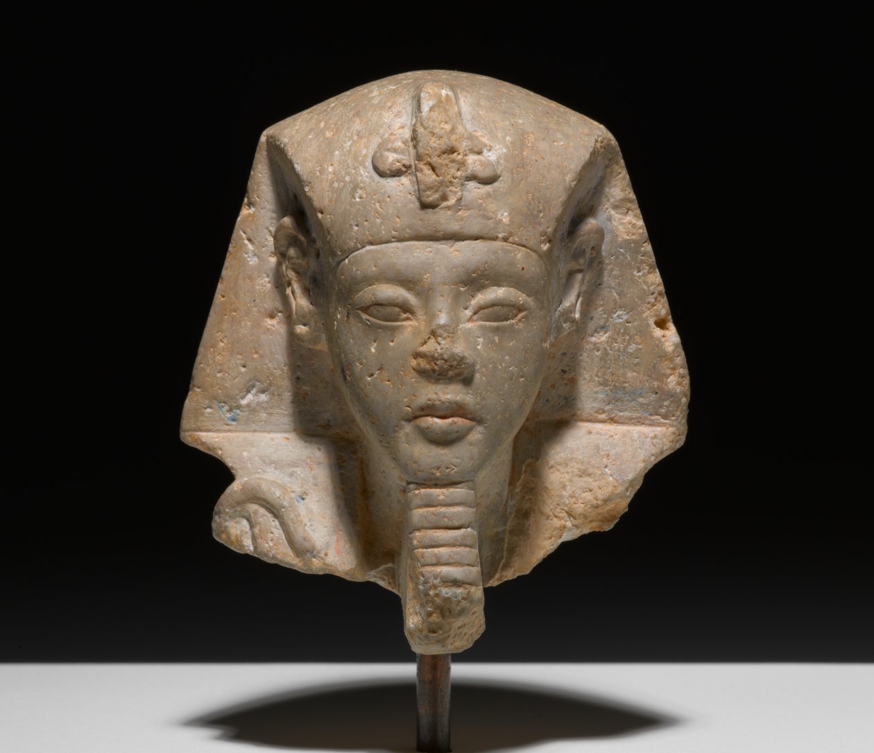 来自Akhensten的Shabti，公元前1352-1336（石灰石） 作者 新王国埃及