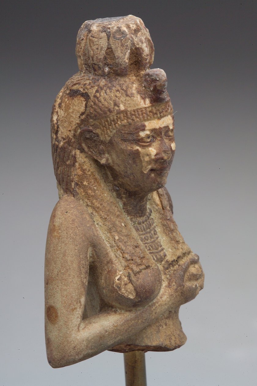 伊希斯，新王国（1550-1085.B.C.）（石头）。 作者 新王国埃及