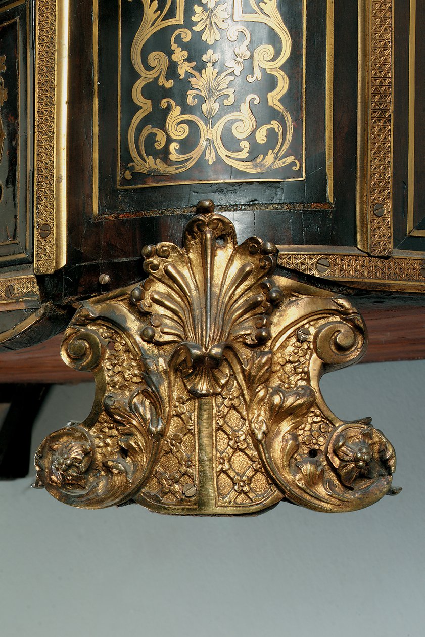路易十四便桶（ormolu，黄铜，to色和乌木色）的细节（另请参见486114-19） 作者 尼古拉斯·萨吉特（Nicholas Sageot）
