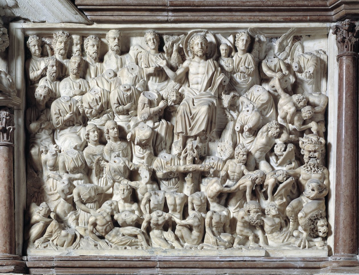 The Last Judgment (Last Judgment) 椅子 Nicola Pisano (1215 / 20-1278 / 84) (大理石讲坛) 1260 Baptistere Saint John of Pisa (Battistero san Giovanni di Pisa), 意大利 作者 尼古拉·皮萨诺（Nicola Pisano）