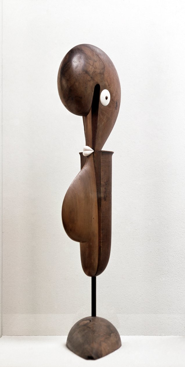 Grotesque (Wood Sculpture 作者 奥斯卡·施勒默（Oskar Schlemmer）