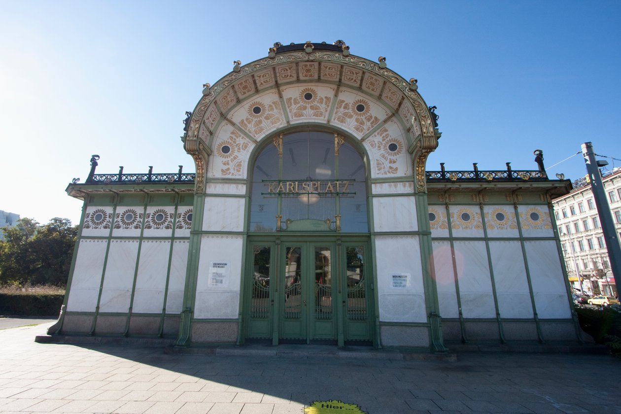 Karlsplatz Stadtbahn站由Otto Wagner，维也纳（维也纳），奥地利设计 作者 奥托·瓦格纳（Otto Wagner）