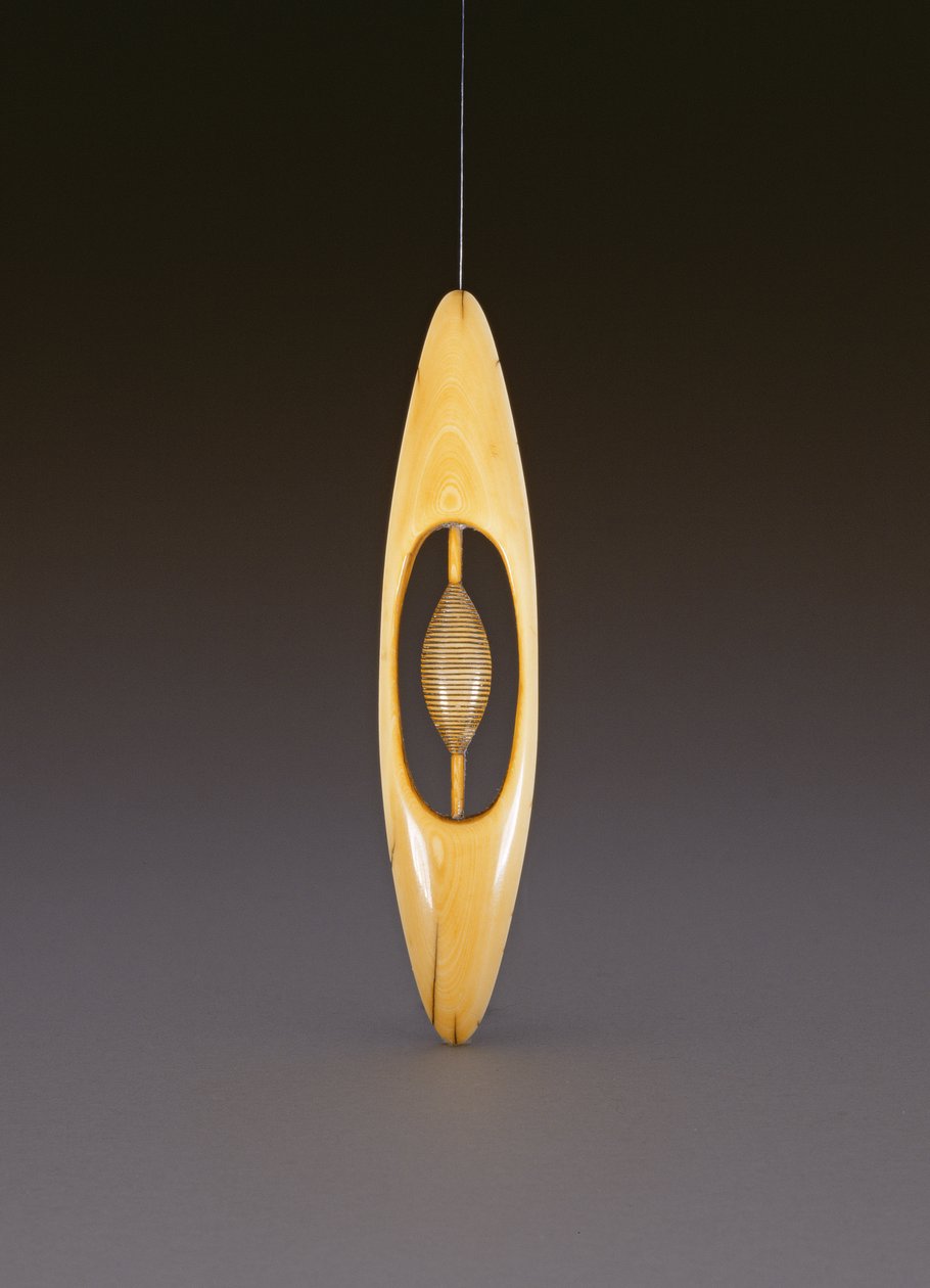 Netsuke描绘编织梭子，1860年（另见208396） 作者 尾崎国际