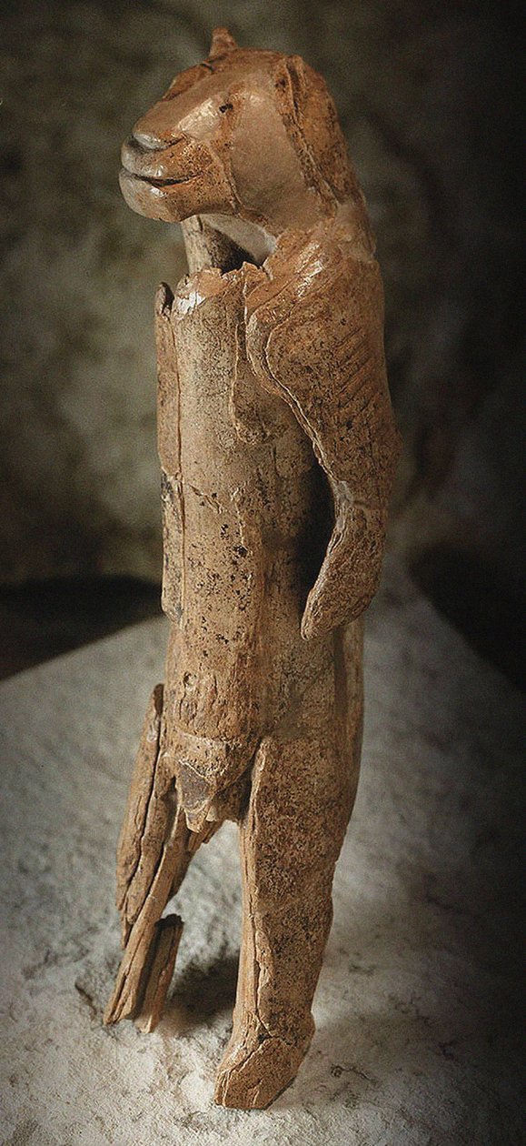 狮子人，Aurignacian文化（猛犸象牙） 作者 旧石器时代