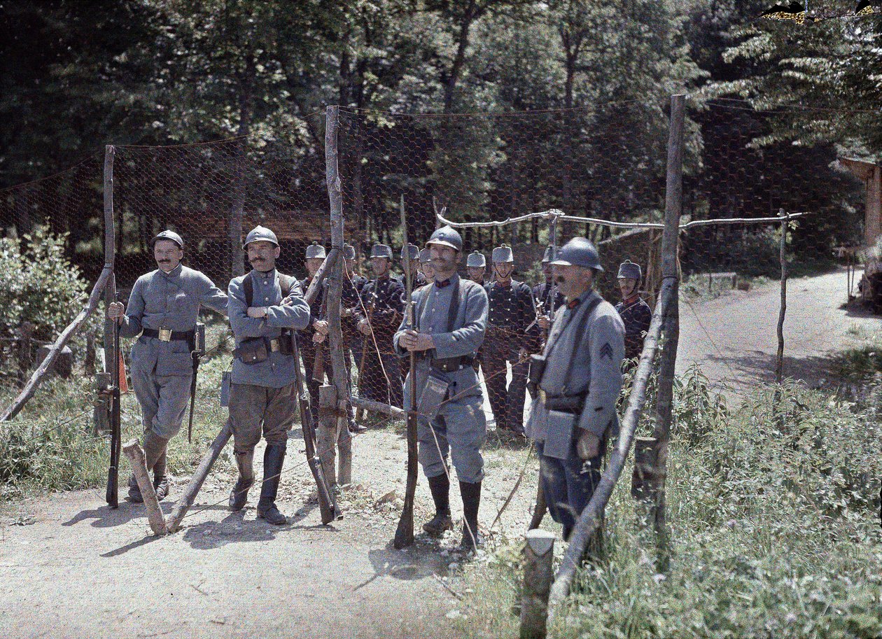 1917年6月19日，法国阿尔萨斯，Haut-Rhin，Pfetterhouse，瑞士和法国之间的边界（自然色） 作者 保罗·卡斯特尔瑙