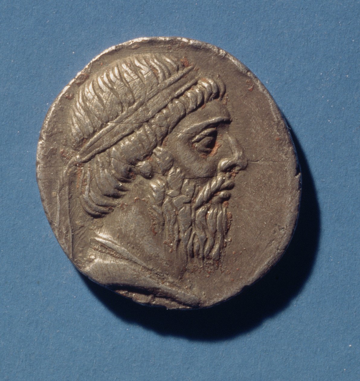 Mithradates I的Tetradrachm（正面），Parthians之王（公元前175-138）（银） 作者 波斯语