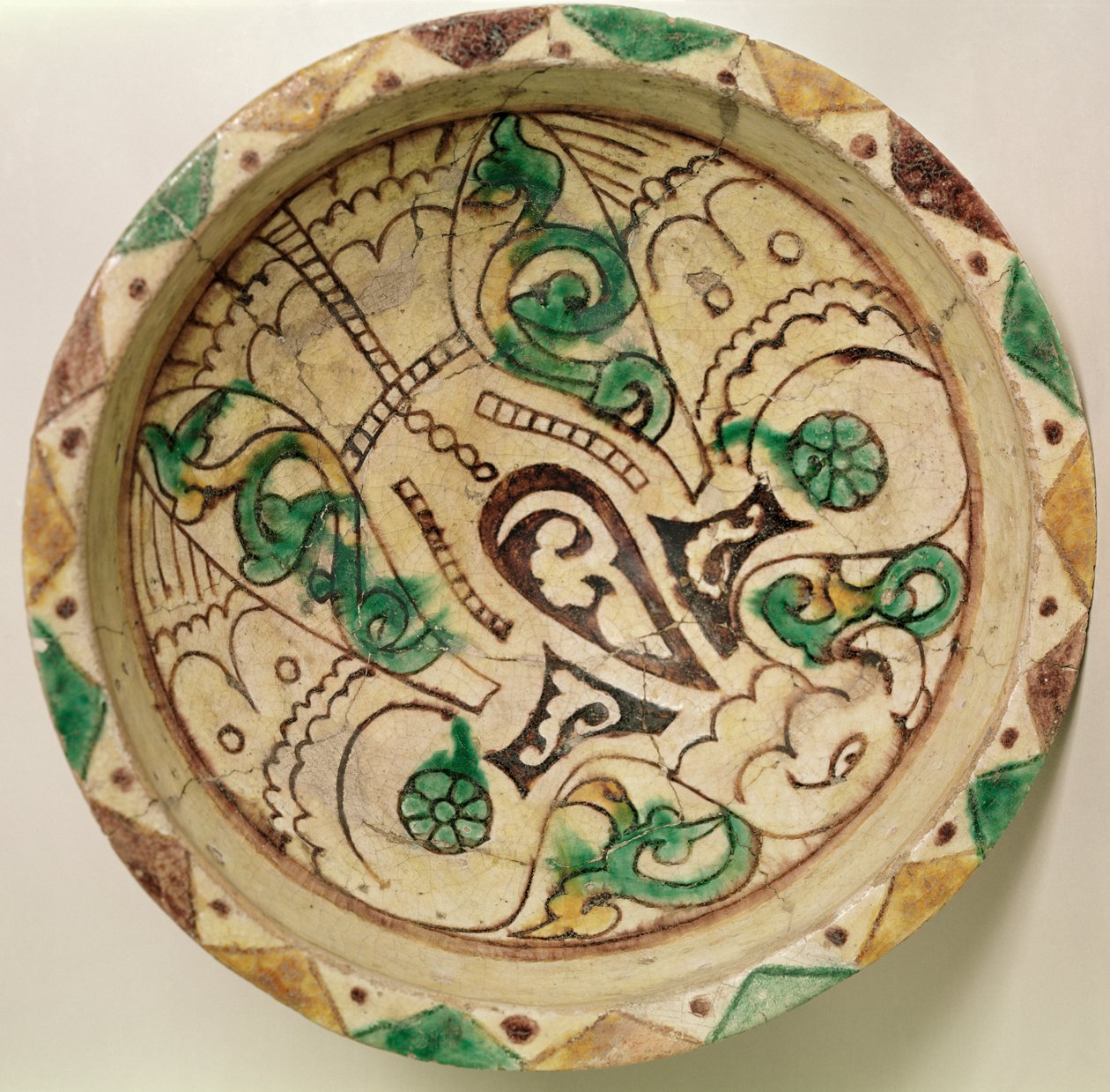 碗（陶器） 作者 波斯学校