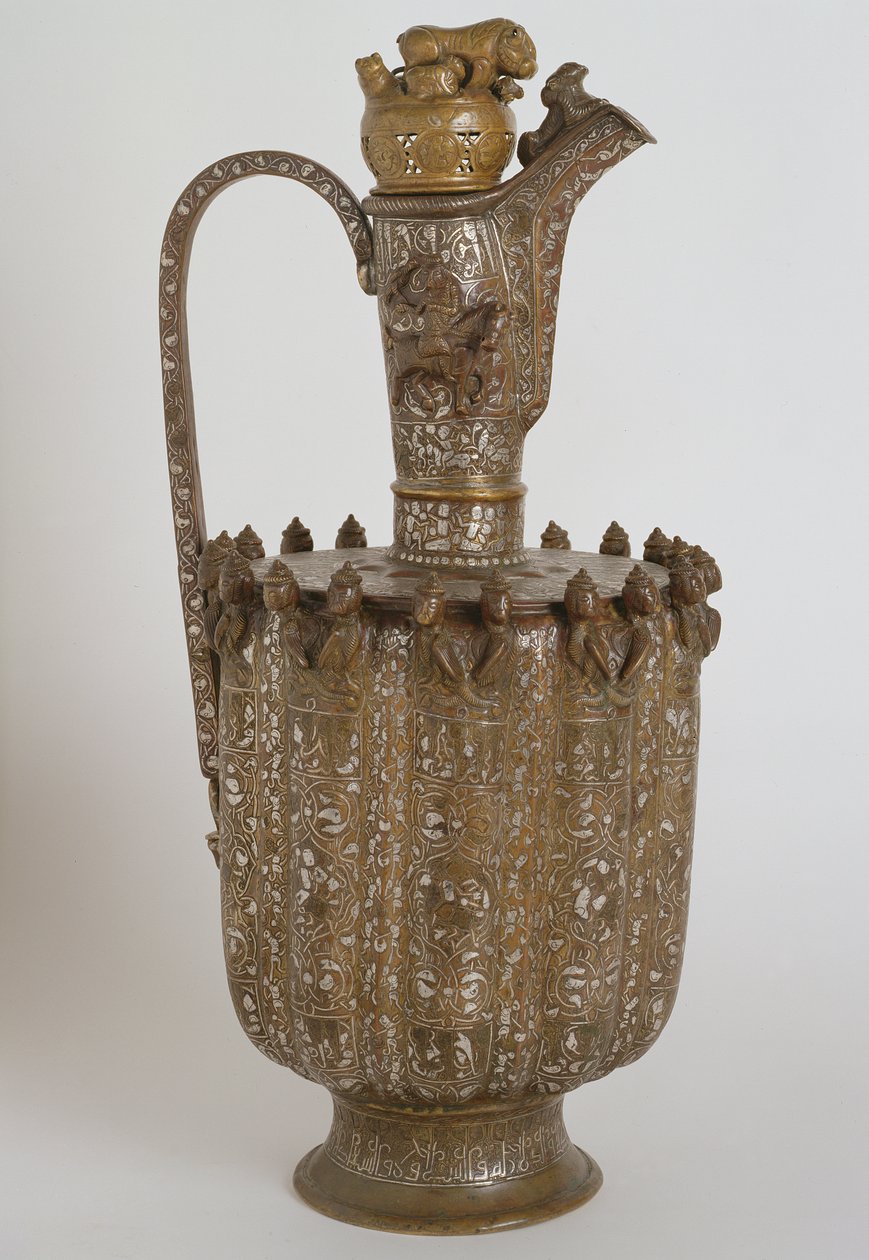 带手柄和盖子的投手，来自Khorasan，Safavid Dynasty（黄铜刻有银镶嵌） 作者 波斯学校