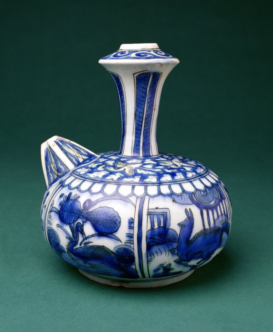 Safavid蓝色和白色Kendi，1600-50（釉下彩绘陶器） 作者 波斯学校
