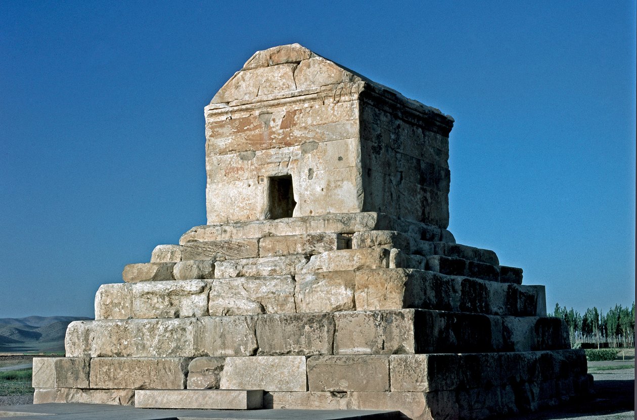 View of the tomb of Cyrus II, site of Pasargades, 6th century BC 作者 波斯学校