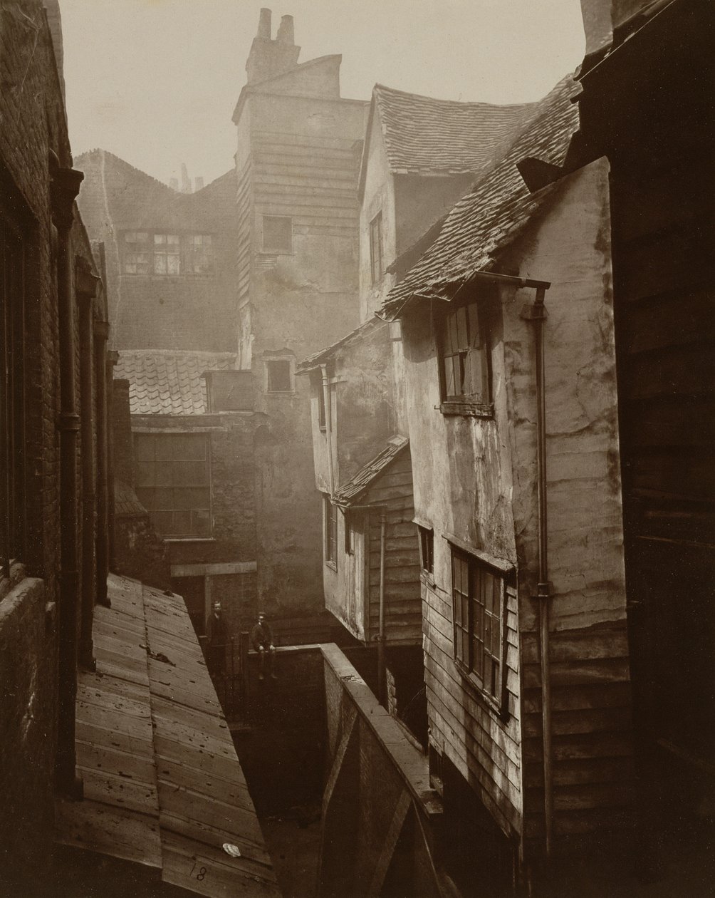 Cloth Fair，Smithfield c.1875 作者 彼得·亨利·爱默生