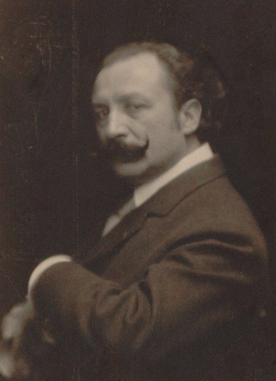 作曲家Xavier Leroux的肖像，1863-1919年，1910年。 作者 摄影工作室保罗·伯杰。