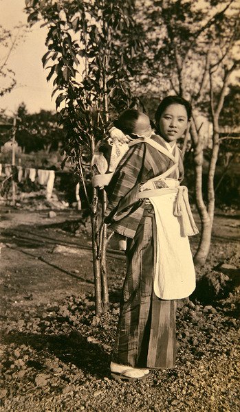 日本母亲和婴儿 作者 摄影师 日本人