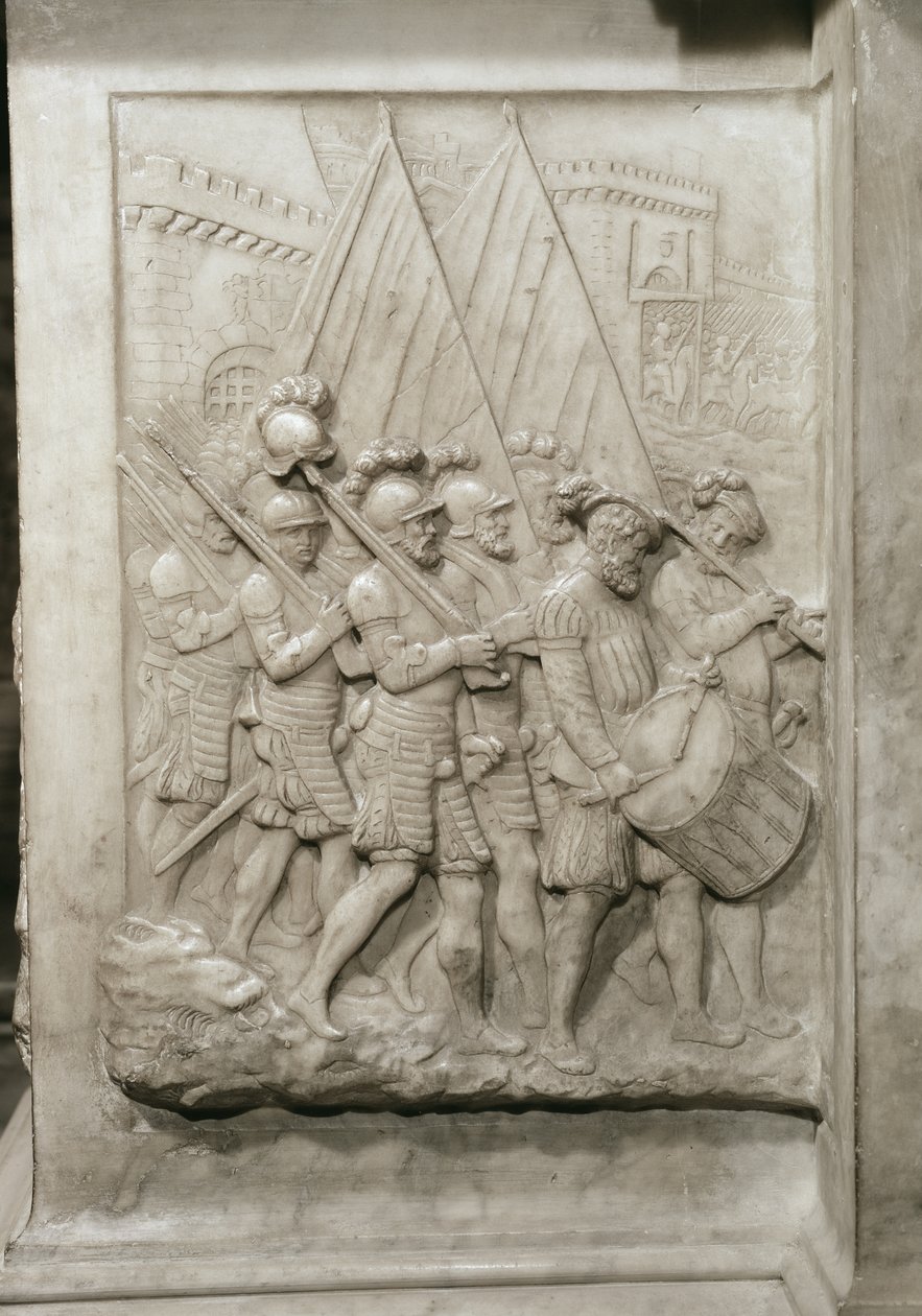 弗朗索瓦一世墓1494-1547和他的妻子，法国的克劳德，由鼓手领导的士兵的细节，委托于1548年大理石 作者 皮埃尔·邦普斯（Pierre Bontemps）