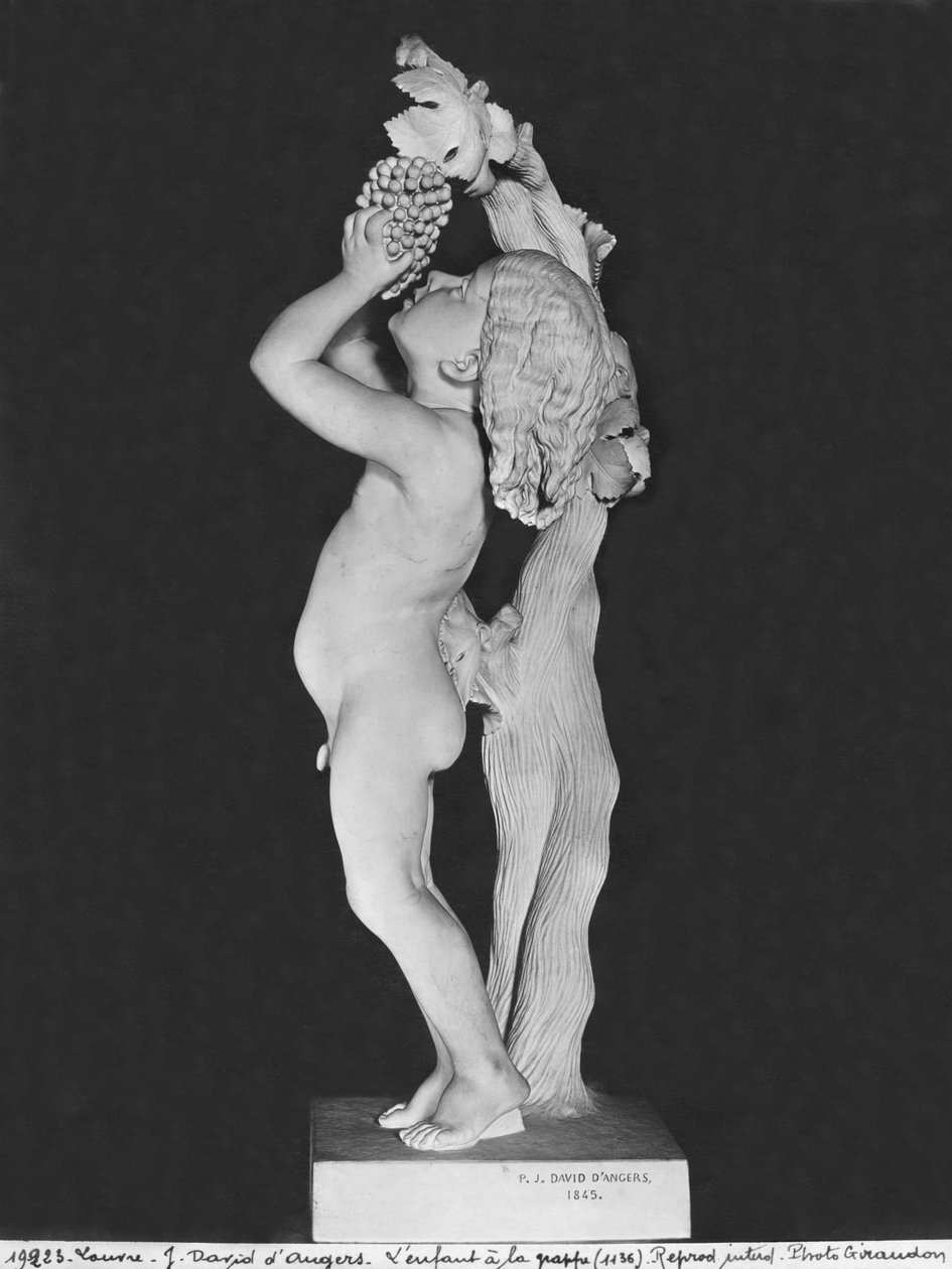 葡萄的孩子，1845年（大理石）（另见414583） 作者 皮埃尔·简·大卫·丹格斯