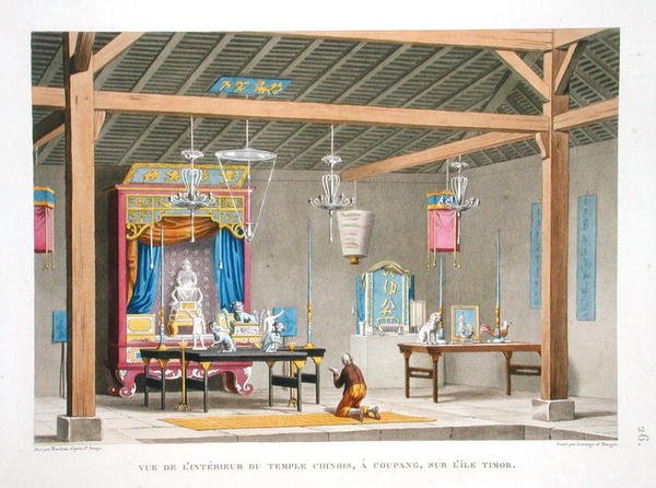帝汶岛古邦的中国寺庙内部景观，摘自《世界之旅（1817-20）》，作者Louis Claude Desaulses de Freycinet（1779-1842），由Lerouge和Forget雕刻，1822-24年出版（彩色平印）。 作者 皮埃尔·安托万（后）马尔凯斯