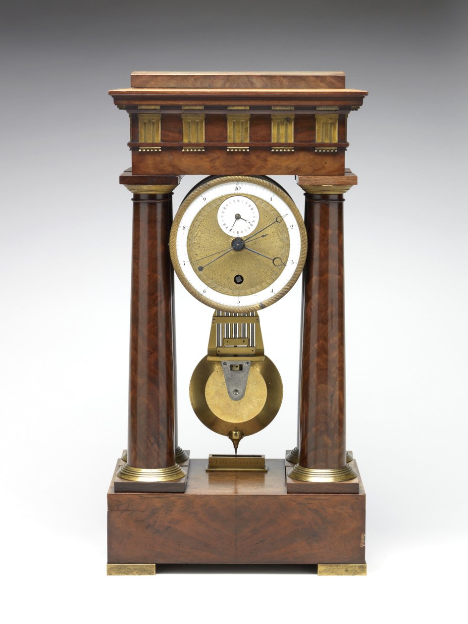 十进制时钟，c.1798-1805（松木，黄铜和珐琅） 作者 皮埃尔·丹尼尔·德斯蒂尼（Pierre Daniel Destigny）