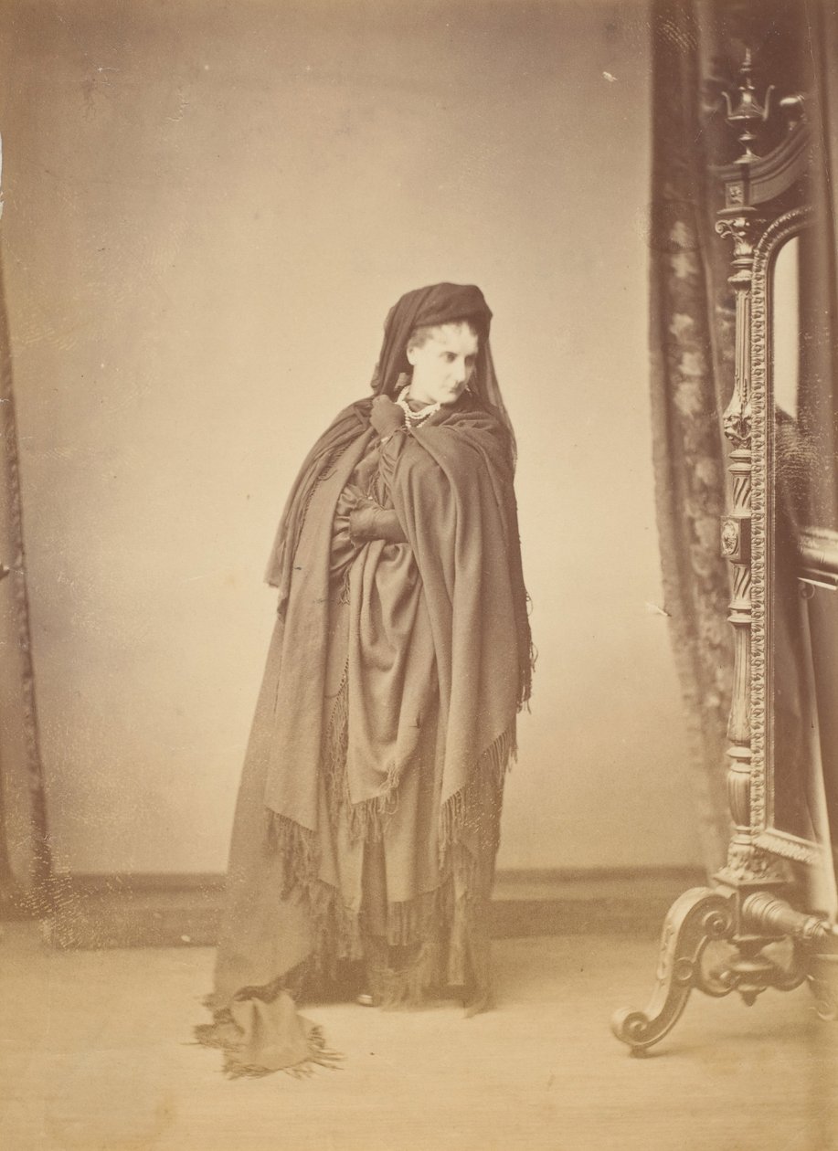 Sèriè à la Ristori, 1860年代。 作者 皮埃尔·路易斯·皮尔森
