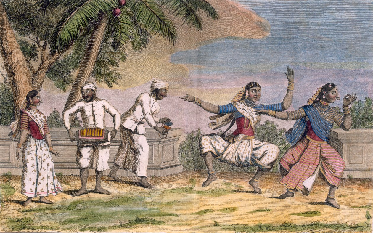 一群Bayaderes，或印度舞女，与男性音乐家合作，插图来自&39;Voyage aux Indes et a la Chine&39;，由Poisson雕刻，1782年（彩色雕刻） 作者 皮埃尔·桑纳拉特