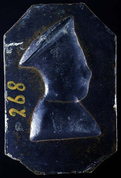 卢多维科-冈萨加（1441-1478）的牌匾（背面）（青铜）（正面见122328）。 作者 彼得罗·塔法诺