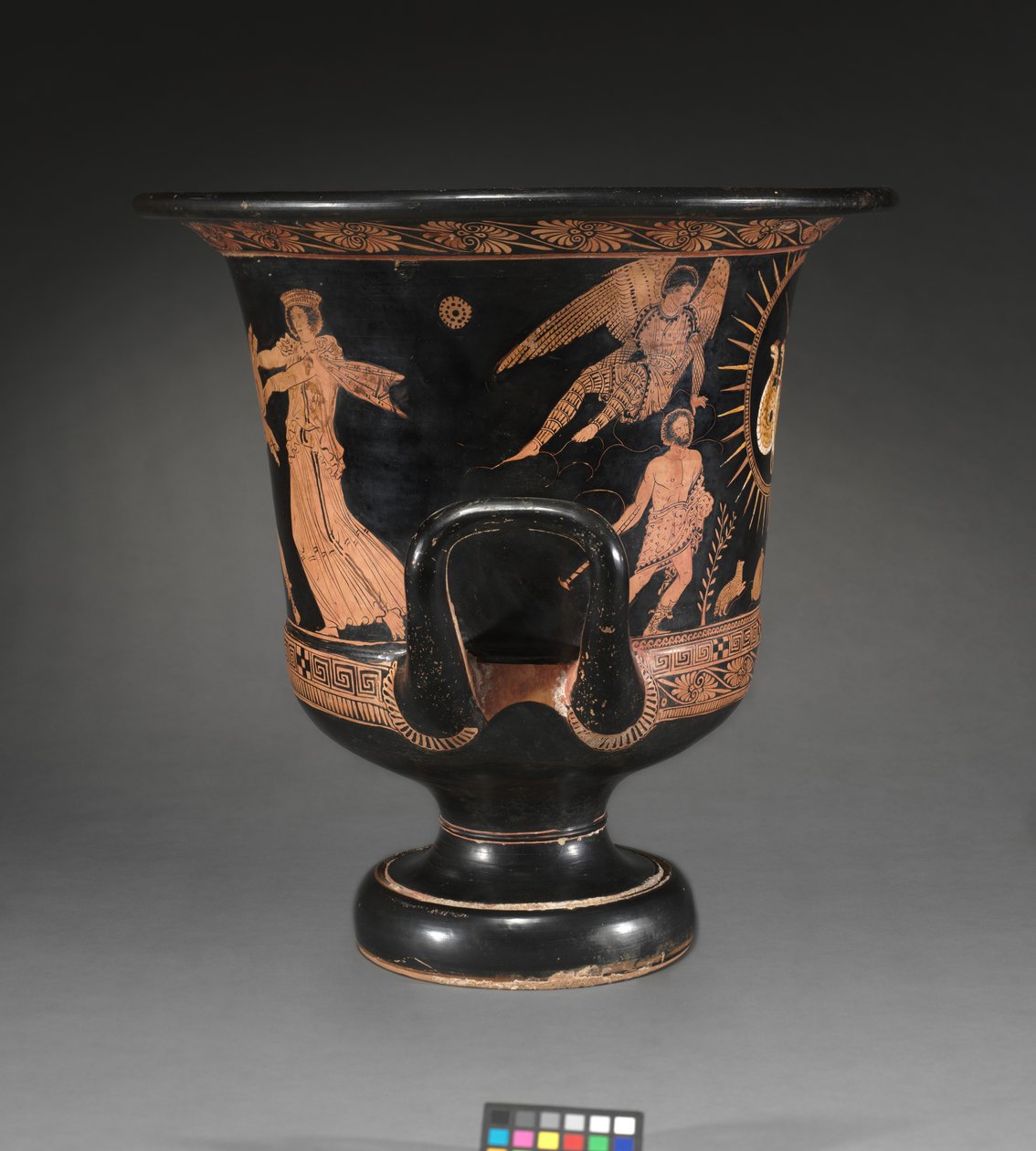 Lucanian Calyx-Krater，约公元前400年 作者 Policoro画家