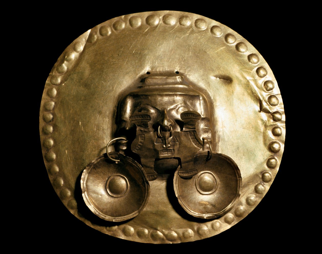 前哥伦比亚文明 Calima：金胸。 7-15 世纪波哥大，Museo de Oro 哥伦比亚 作者 前哥伦比亚前哥伦比亚