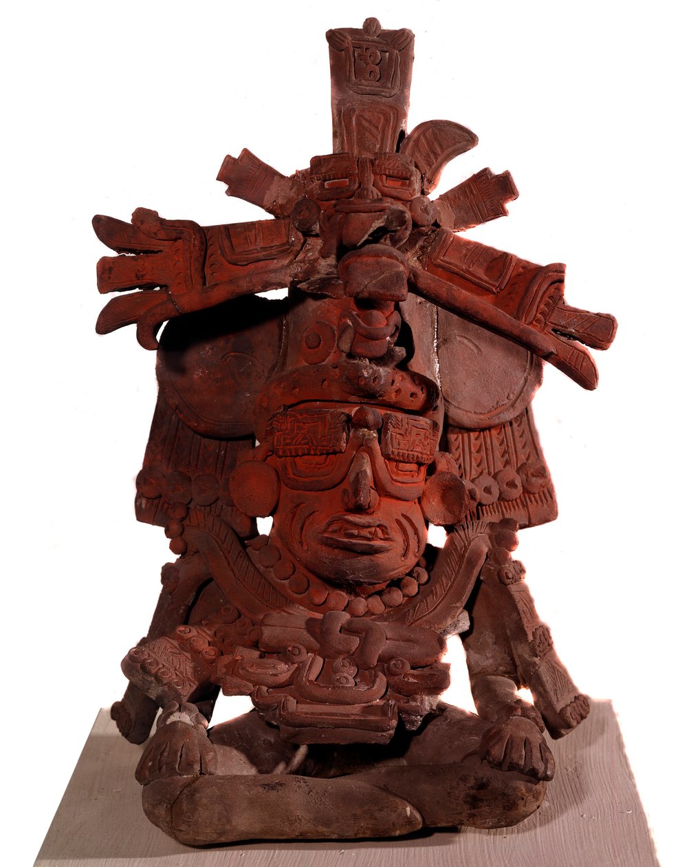 前哥伦比亚文明：代表火神的骨灰盒。 公元 200-300 年。 墨西哥城，墨西哥国家人类学博物馆 作者 前哥伦比亚前哥伦比亚