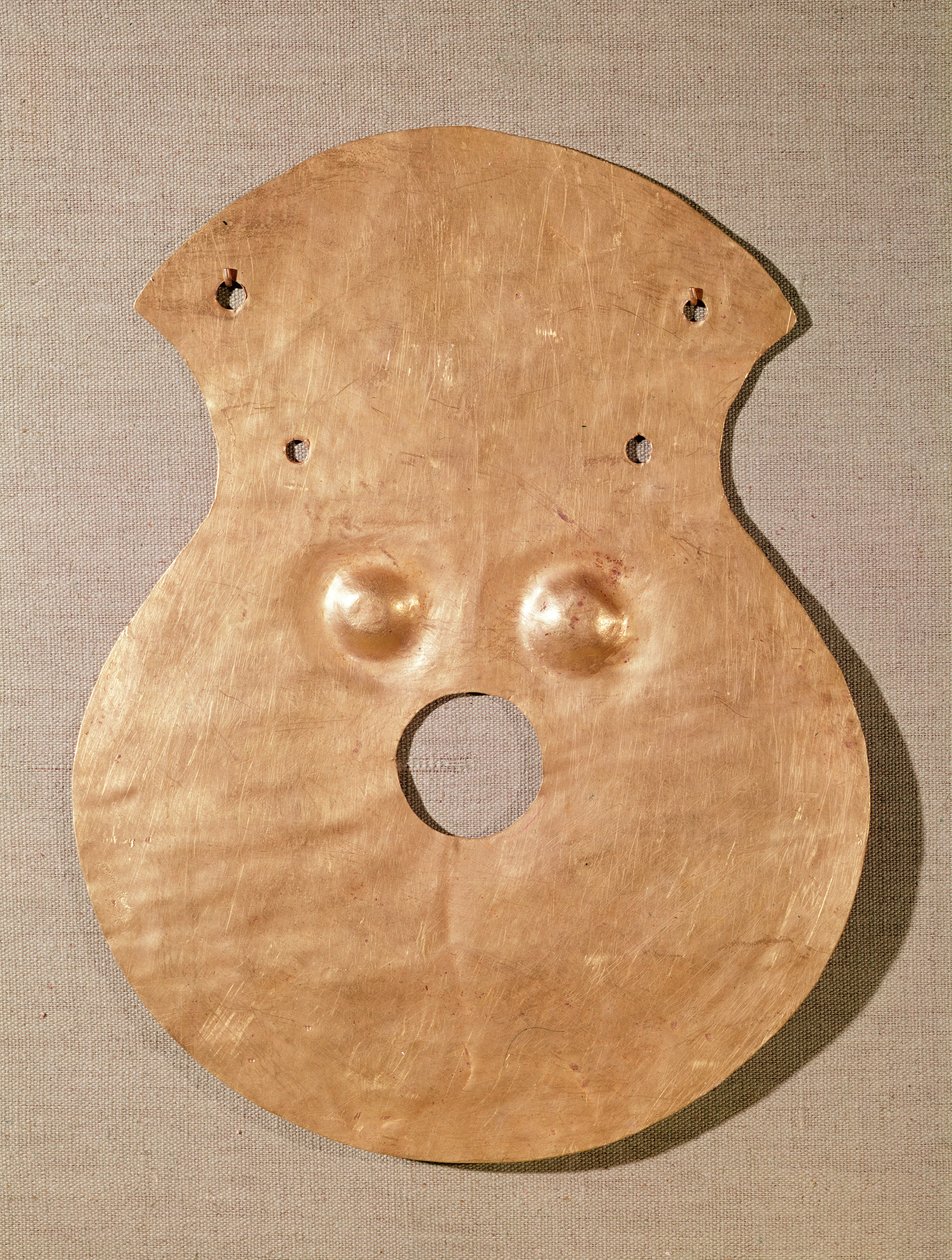 小提琴形偶像，来自Moigrad，公元前2500-2000（金） 作者 史前