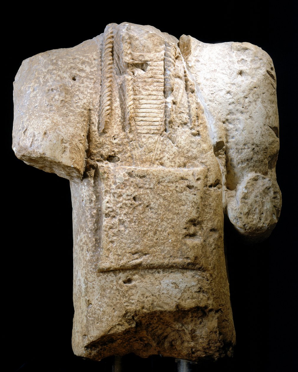 来自 Monte Prama (Cabras) 的 Nuraghe Archer 半身像 作者 史前史前