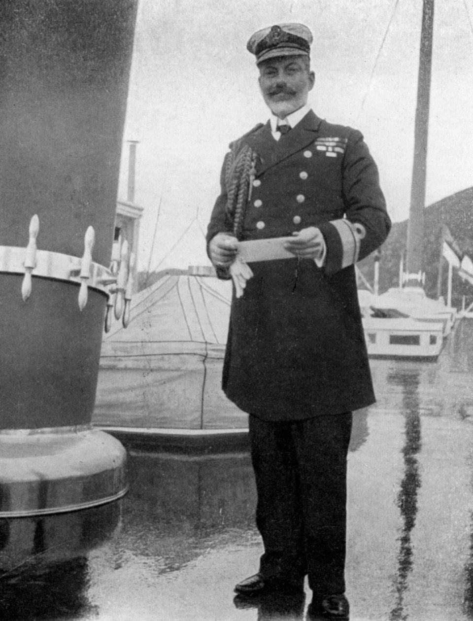 准将阿奇博尔德·米尔恩爵士（1855-1938），1908年。 作者 亚历山德拉女王