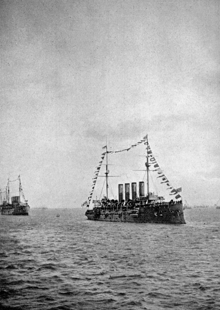 朴次茅斯海岸附近的海军审查，1907年，1908年。 作者 亚历山德拉女王