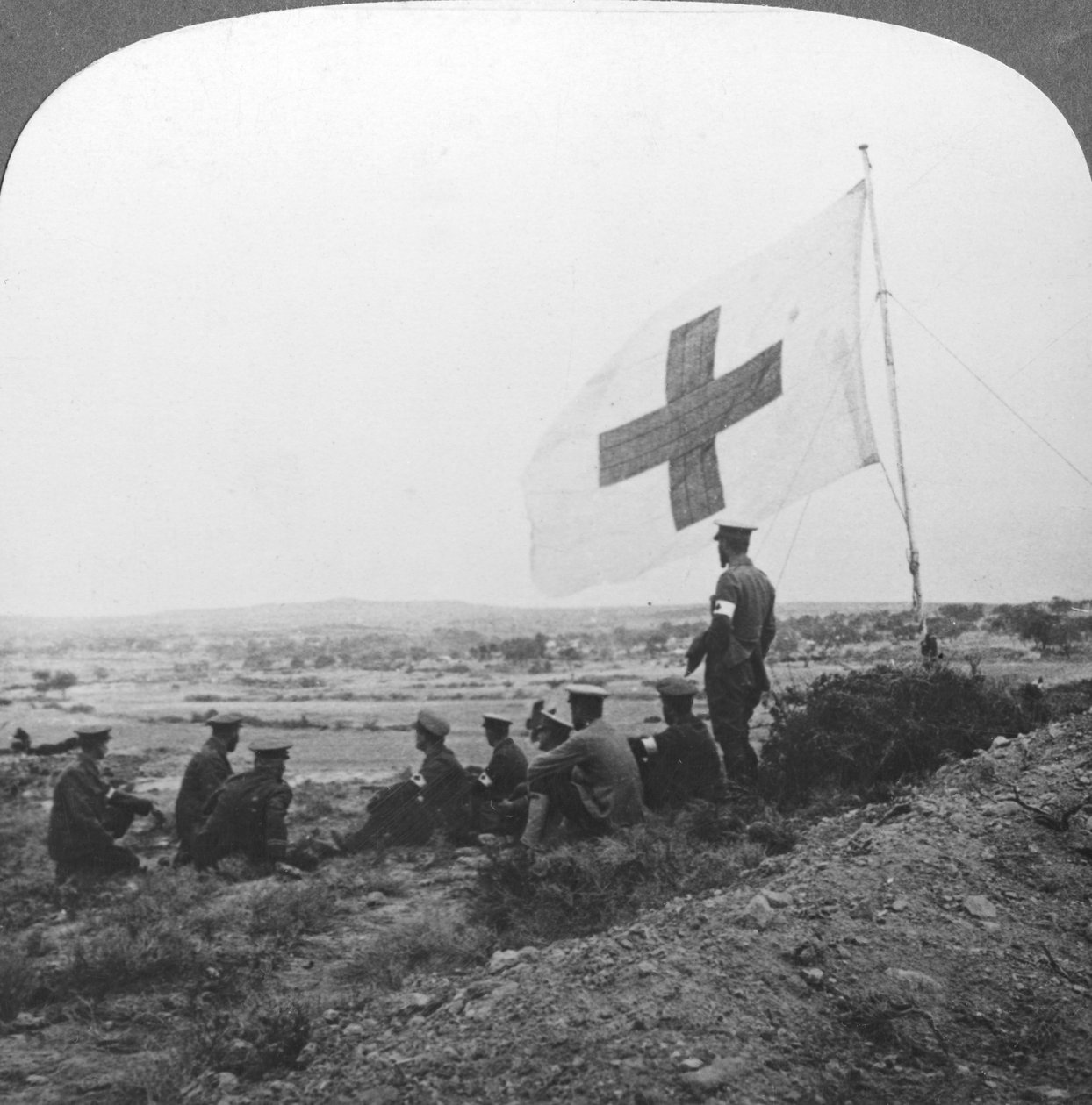战场上的英国红十字会准备迎接差事，第一次世界大战，c1914-c1918 作者 现实旅行社