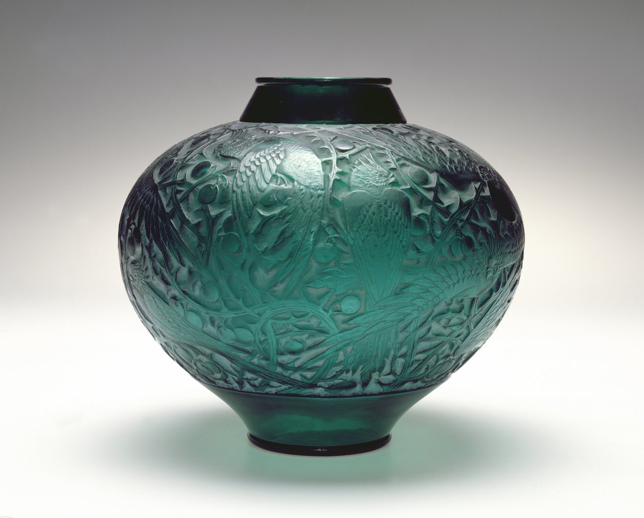&39;Aras&39;，翠绿色花瓶，1924年（玻璃） 作者 勒内·朱尔斯·拉利克