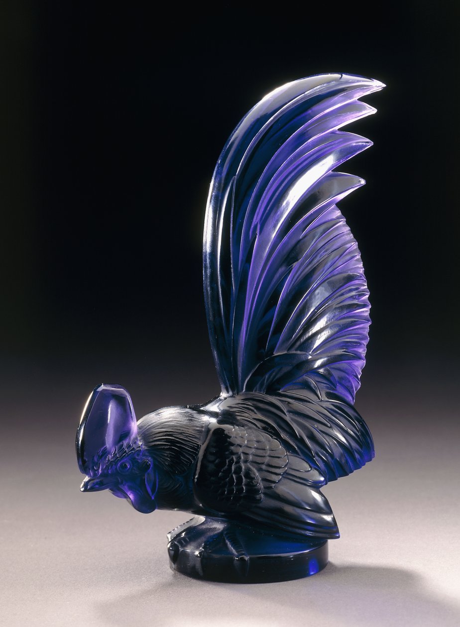 Coq Nain，约1926年（紫色玻璃） 作者 勒内·朱尔斯·拉利克