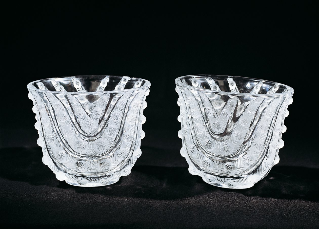 玻璃花瓶，约 1930 年，由 Rene Lalique (1860-1945) 制作，由 Rene Lalique 和 Cie Alsace Glassworks 制作。 法国，20 世纪。 作者 勒内·朱尔斯·拉利克